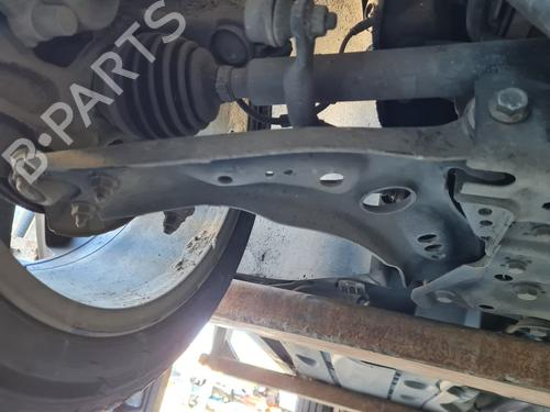 Used Right front suspension arm VW GOLF VII (5G1, BQ1, BE1, BE2) 1.6 TDI (105 hp) 21648667