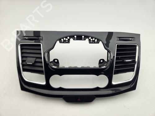 Used Air vent Air vent FORD TRANSIT CUSTOM V362 Bus (F3) 2.0 EcoBlue (185 hp) 32204829 32204829