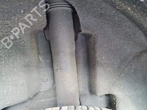 Used Left rear shock absorber VW POLO VI (AW1, BZ1, AE1) [2017-2025]  21650522