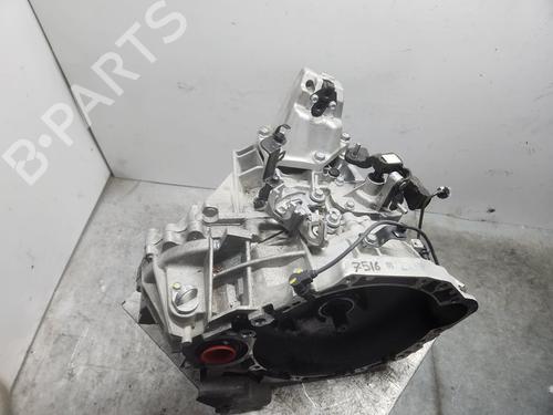 gearbox-kia-xceed-cd-2019-24864424 main image