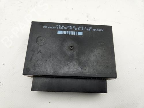 Module électronique VW TRANSPORTER T5 Bus (7HB, 7HJ, 7EB, 7EJ) [2003-2016]  31873085