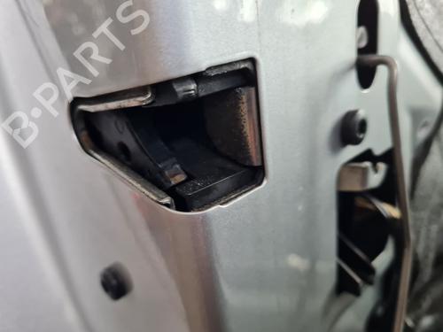 Used Front left lock BMW X3 (E83) xDrive 20 d (177 hp) 28508497