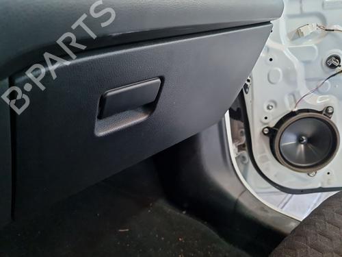Handskerum Handskerum TOYOTA YARIS (_P21_, _PA1_, _PH1_) 1.5 (MXPA11) (125 hp) 36992119 36992119