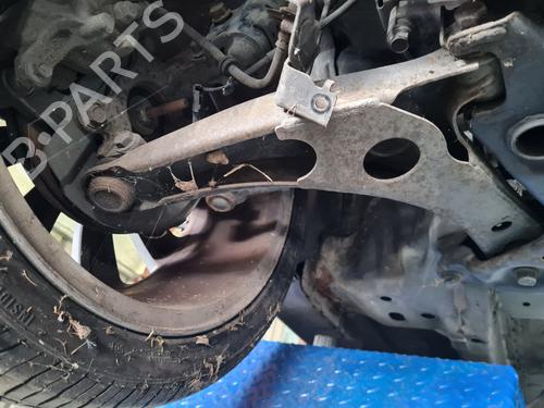 Used Right front suspension arm Right front suspension arm MITSUBISHI LANCER VIII Sportback (CX_A) 2.0 DI-D (CX8A) (140 hp) 33885860 33885860