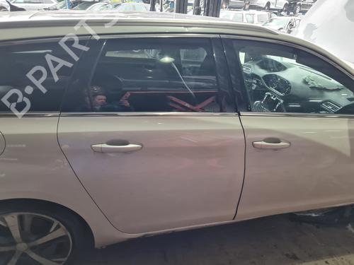 Used Right rear door Right rear door 32348793 32348793