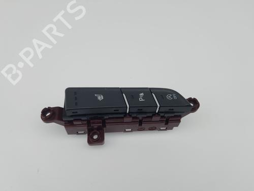 Used Switch Switch HYUNDAI i30 (PDE, PD, PDEN) [2016-2026] 36808219 36808219