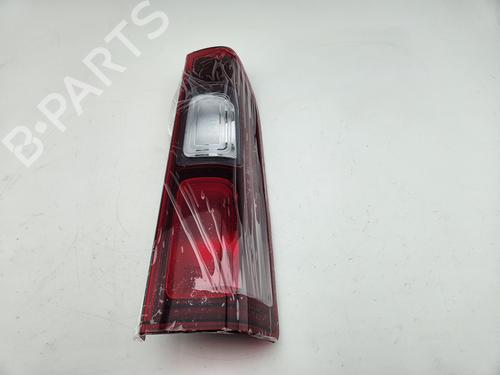 Used Right taillight OPEL VIVARO B Van (X82) [2014-2020]  30280441