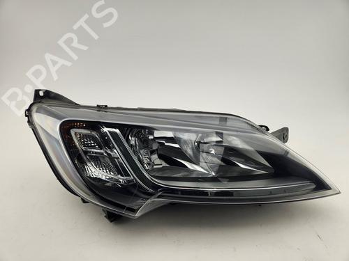 Used Right headlight Right headlight PEUGEOT BOXER Van 2.0 BlueHDi 130 (130 hp) 32684129 32684129