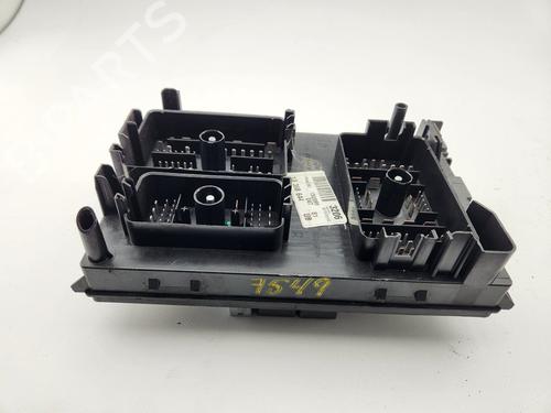 Scatola fusibili Scatola fusibili OPEL ASTRA J (P10) [2009-2016] 33842764 33842764