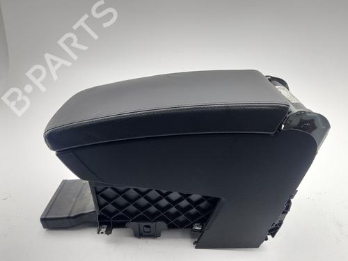 Used Armrest / Center console Armrest / Center console 37440979 37440979