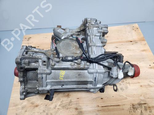 Ripartitore di coppia SUZUKI GRAND VITARA II (JT, TE, TD) 1.9 DDiS (JB419WD, JB419XD) (129 hp) 32300354