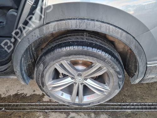 Used Rear left wheel arch trim Rear left wheel arch trim VW TIGUAN ALLSPACE (BW2, BJ2) 2.0 TDI 4motion (150 hp) 34401225 34401225