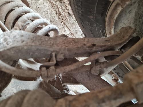 Used Left front suspension arm MITSUBISHI PAJERO III (V7_W, V6_W) [1999-2007]  21652453