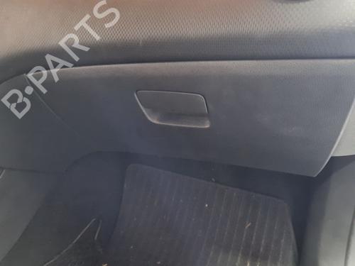 Used Glove box Glove box MERCEDES-BENZ A-CLASS (W176) A 200 CDI / d (176.008) (136 hp) 37199930 37199930