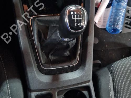 Gearknop Gearknop SKODA OCTAVIA IV Combi (NX5, PV5) 2.0 TDi (150 hp) 35725315 35725315
