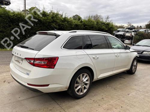 Used Parts SKODA SUPERB III Estate (3V5) 4374407