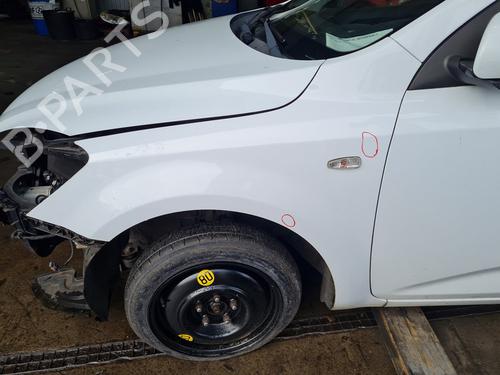 Used Left front fenders KIA CEE'D Hatchback (ED) [2006-2012]  22619533