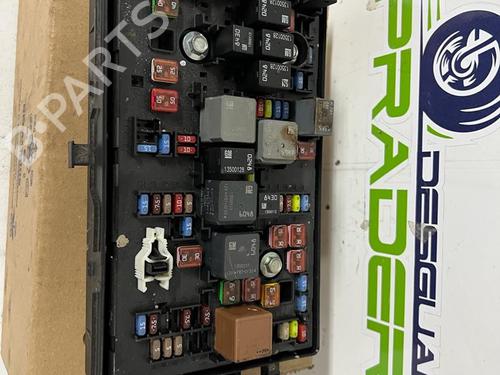 Used Fuse box Fuse box OPEL INSIGNIA A Sports Tourer (G09) [2008-2017] 21660785 21660785