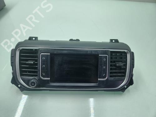 Used Display monitor PEUGEOT EXPERT Van (V_) [2016-2025]  21765613
