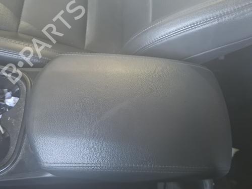 Used Armrest / Center console HYUNDAI SANTA FÉ III (DM, DMA) 2.2 CRDi 4WD (197 hp) 29706114