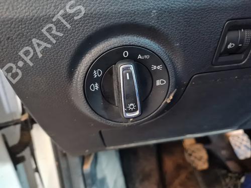 Used Headlight switch SEAT ARONA (KJ7, KJP) [2017-2025]  23229036