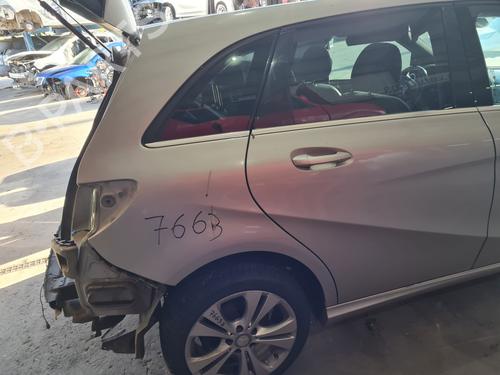 Used Right rear fenders MERCEDES-BENZ B-CLASS Sports Tourer (W246, W242) [2011-2018]  28812556