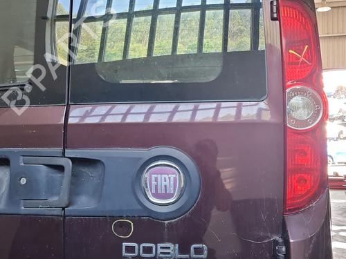 right-tailgate-fiat-doblo-cargo-263_-2010-37239330 main image