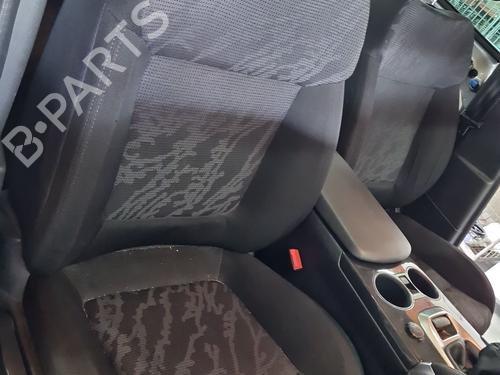 Sæde højre fortil Sæde højre fortil PEUGEOT 3008 I MPV (0U_) 1.6 HDi (112 hp) 36165623 36165623