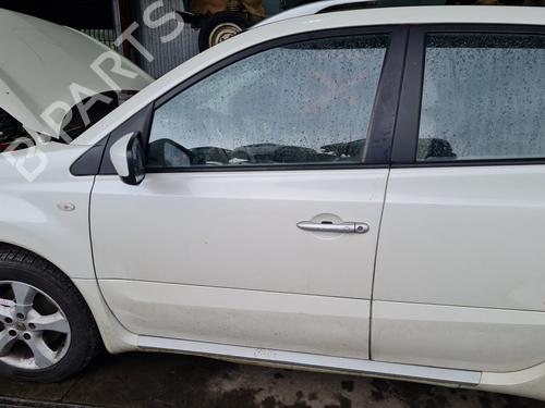 Used Left front door RENAULT KOLEOS I (HY_) 2.0 dCi (HY0K) (150 hp) 21652292