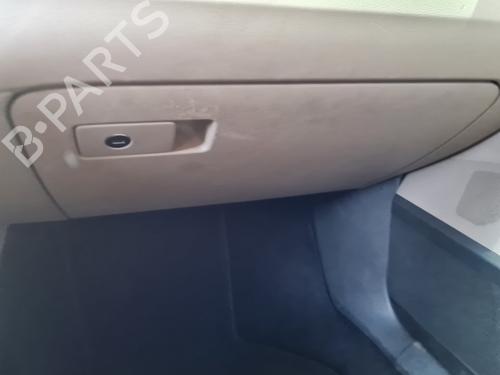 Handskerum VW PASSAT B6 Variant (3C5) [2005-2011]  21654704
