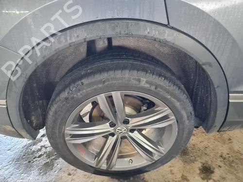 Used Rear right wheel arch trim Rear right wheel arch trim VW TIGUAN ALLSPACE (BW2, BJ2) 2.0 TDI 4motion (150 hp) 34401224 34401224