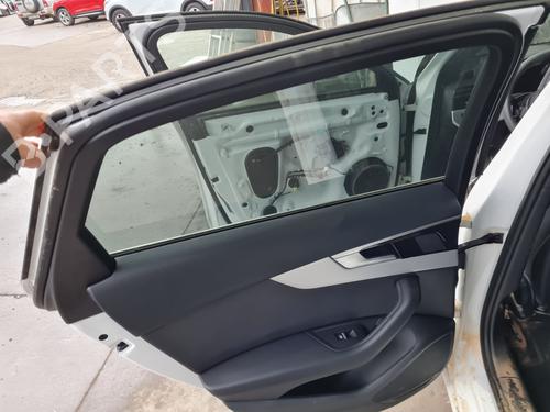 Raammechaniek links achter AUDI A4 B9 (8W2, 8WC) 35 TDI (150 hp) 26697657