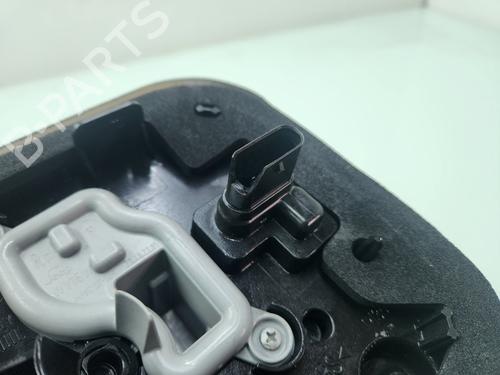 right-taillight-jeep-renegade-suv-bu-b1-bv-2014-26933209 main image