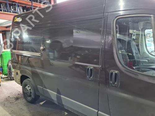 Højre side skydedør CITROËN JUMPER II Van 2.0 BlueHDi 130 4x4 (130 hp) 30124175