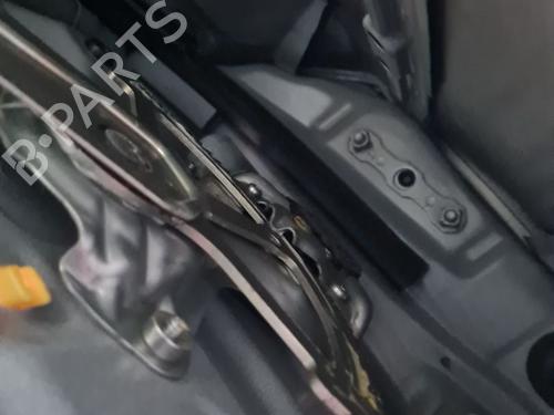 rear-right-window-mechanism-lexus-nx-_z1_-2014-28584463 main image