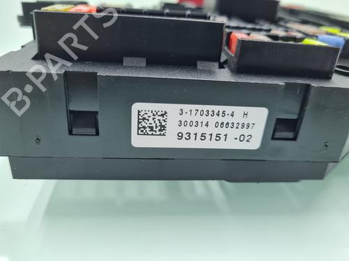 Fuse box BMW X4 (F26) xDrive 20 d | BP21638609E1 