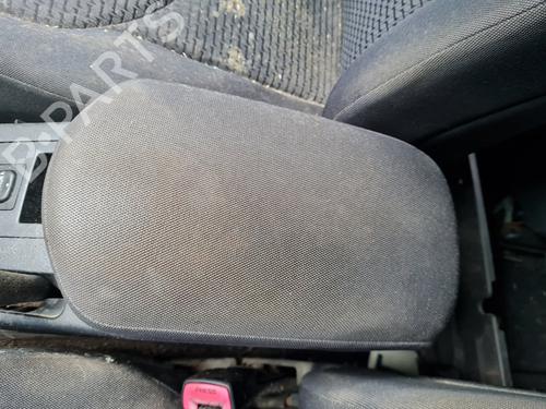 Used Armrest / Center console TOYOTA RAV 4 III (_A3_) [2005-2014]  21644149