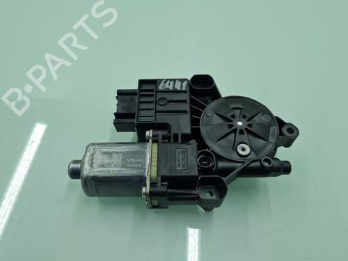 Rudehejsemotor forskærm højre VW POLO VI (AW1, BZ1, AE1) 1.6 TDI (95 hp) 21645795