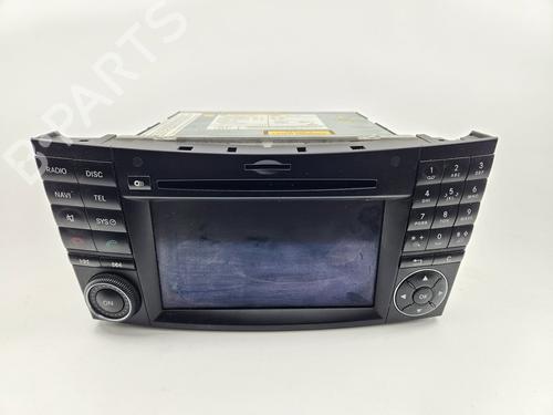 Used Display monitor MERCEDES-BENZ CLS (C219) CLS 300 (219.354) (231 hp) 28296589