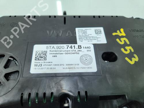 Instrument cluster VW TOURAN (5T1)  | BP25771813C47 