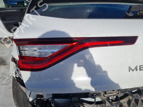 Used Left tailgate light RENAULT MEGANE IV Hatchback (B9A/M/N_) 1.5 dCi 110 (B9A3) (110 hp) 21645681