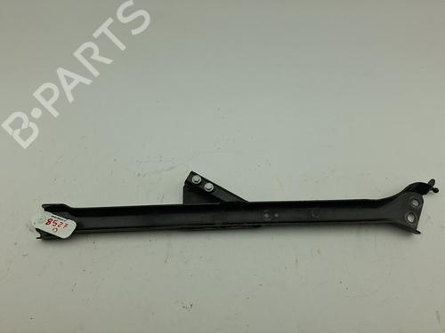 Used Engine mount Engine mount LAND ROVER DEFENDER Station Wagon (L663) D250 MHEV 4x4 (249 hp) 38779352 38779352