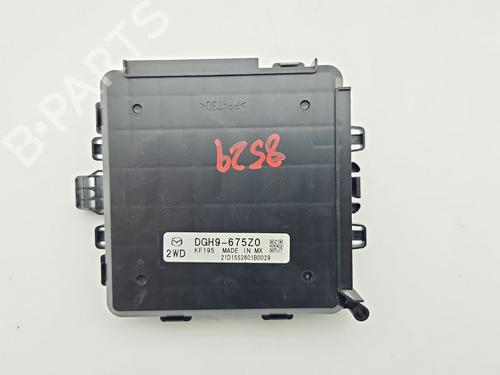 Used Electronic module Electronic module MAZDA CX-30 (DM) SKYACTIV-G M Hybrid (122 hp) 39066720 39066720