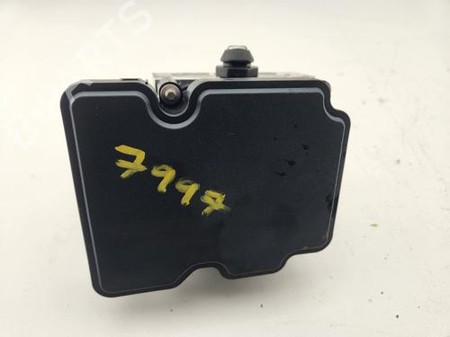 Used ABS pump MERCEDES-BENZ CLA (C118) CLA 200 d (118.312) (150 hp) 32518054