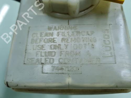 Brake master cylinder LAND ROVER DEFENDER Station Wagon (L316) 2.5 Td5 4x4 (L316) | BP21657314M77 