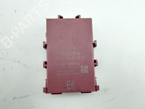 Used Electronic module Electronic module TOYOTA COROLLA Saloon (_E21_) 1.8 VVTi Hybrid (ZWE211) (122 hp) 39950277 39950277