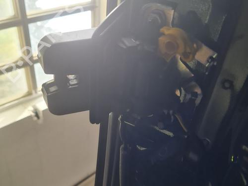 tailgate-lock-audi-a4-b9-avant-8w5-8wd-2015-34102546 main image