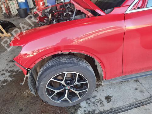 left-front-fenders-alfa-romeo-stelvio-949_-2016-30852342 main image
