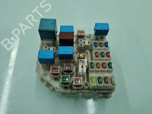 Used Fuse box Fuse box TOYOTA RAV 4 II (_A2_) [2000-2005] 21641614 21641614