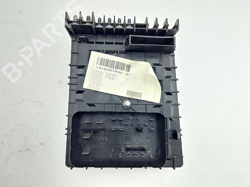 Used Fuse box Fuse box VW TOURAN (1T3) 2.0 TDI (140 hp) 39973873 39973873
